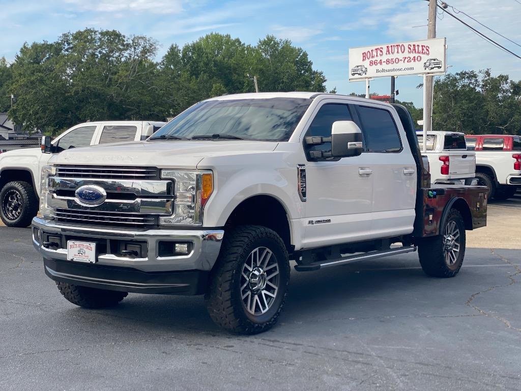 2017 Ford F-250 Super Duty Lariat's photo