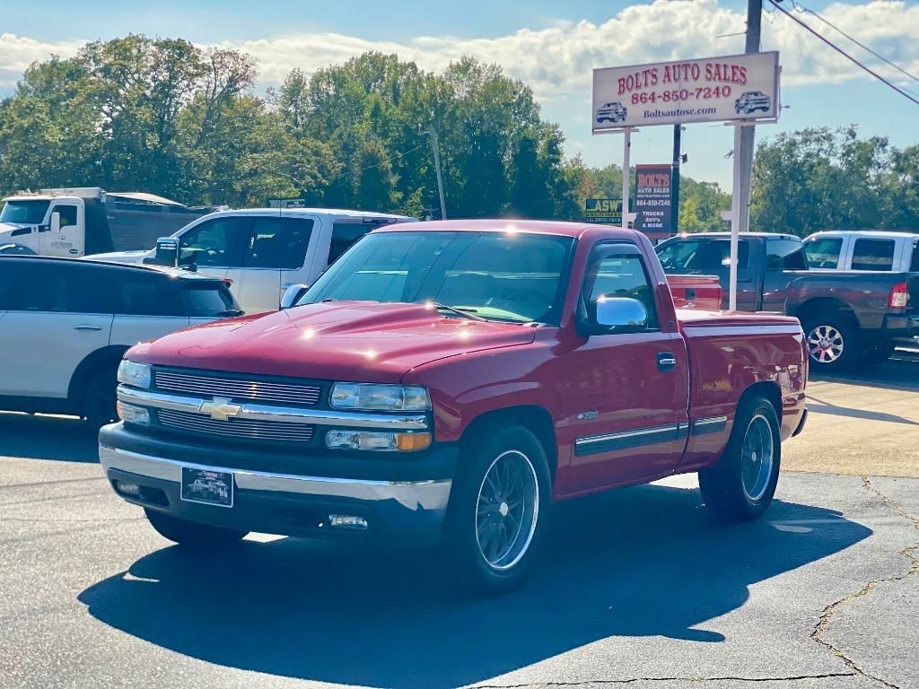 2002 Chevrolet Silverado 1500 LS's photo