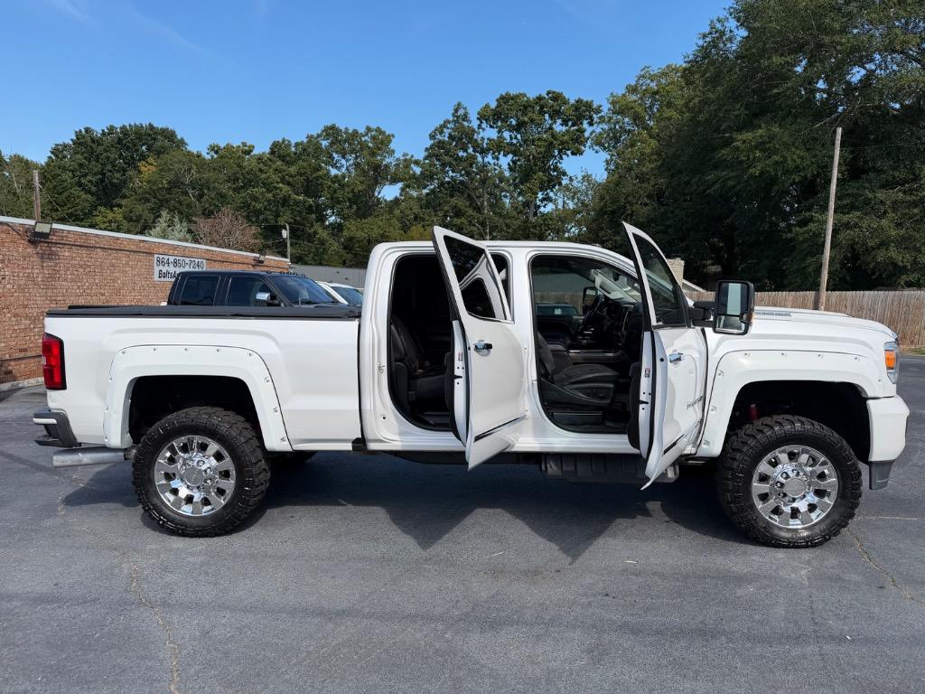 2019 GMC Sierra 2500 Denali HD Denali - Photo 23
